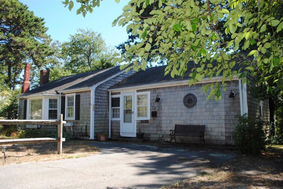 11 Azalea Ln, South Yarmouth, MA 02664 - photo 1