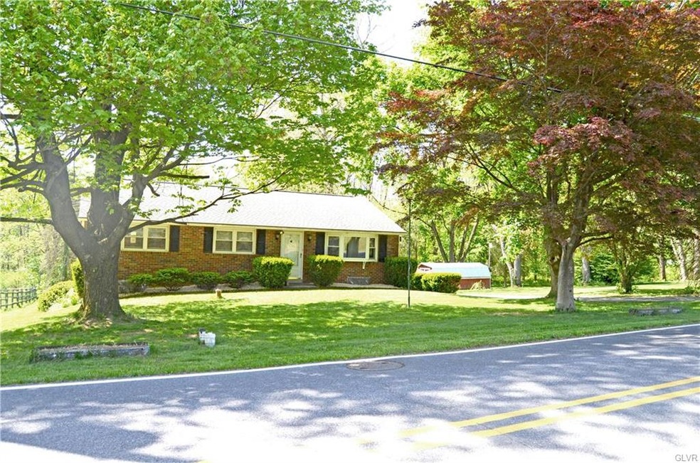 90 Passmore Rd, Bechtelsville, PA 19505 - photo 1