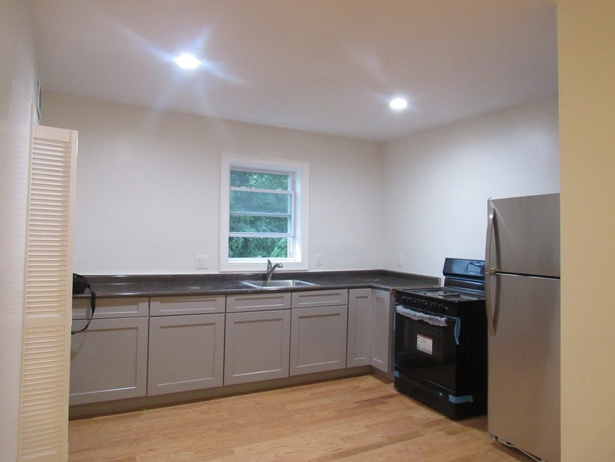 311 Providence Rd unit 3A, South Grafton, MA 01560 - photo 1