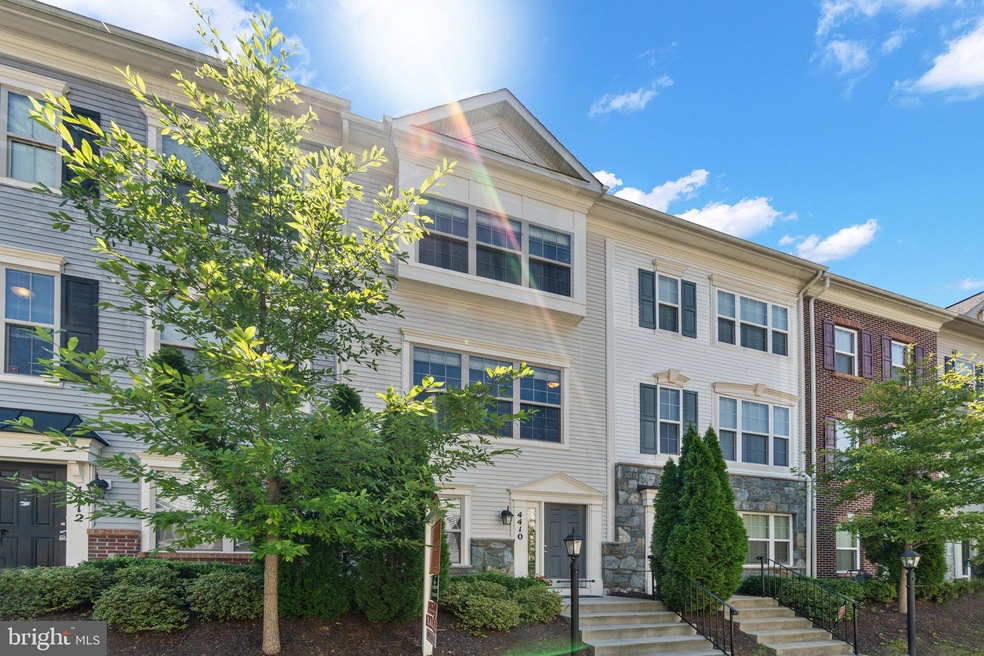 4410 Potomac Highlands Cir, Triangle, VA 22172 - photo 1