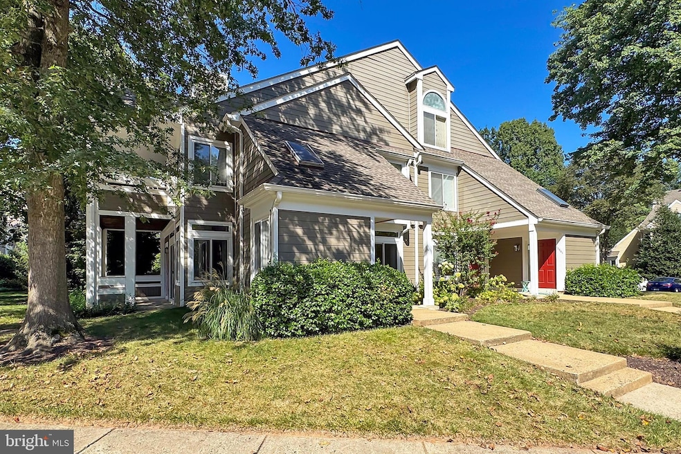 12253 Fort Buffalo Cir unit 481, Fairfax, VA 22033 - photo 1