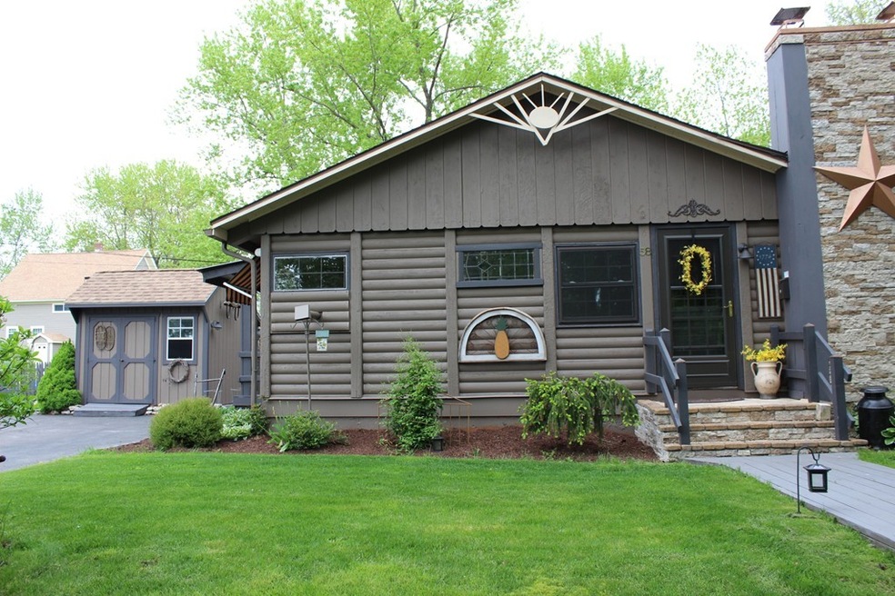 58 Arthur St unit 1, Bellingham, MA 02019 - photo 1