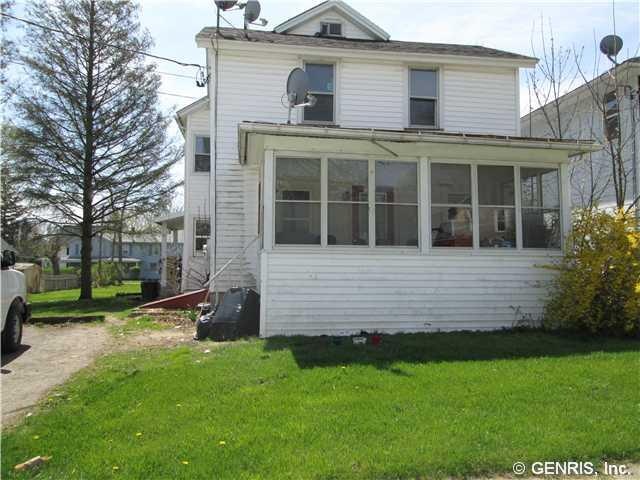 Exterior Front ENCLOSED PORCH, LARGE YARD