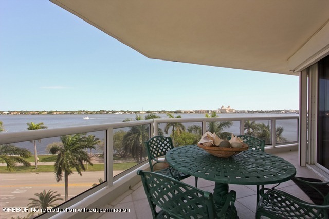 Villa Lofts unit 6B, West Palm Beach, FL 33407 - photo 1