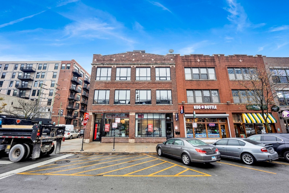 935 W Randolph St unit PH, Chicago, IL 60607 - photo 1