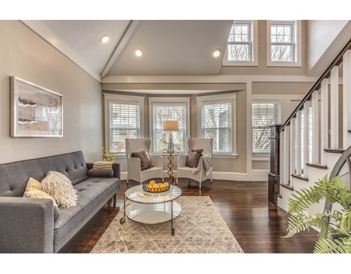 76 Putnam St unit 76, Watertown, MA 02472 - photo 1