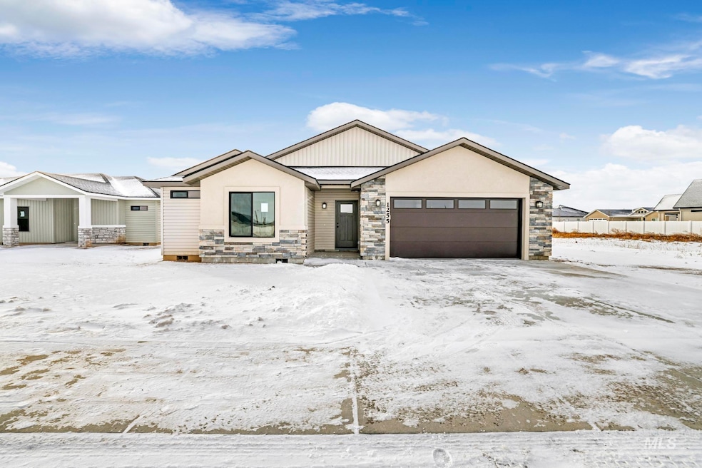 1255 Frank Henry Rd, Twin Falls, ID 83301 - photo 1