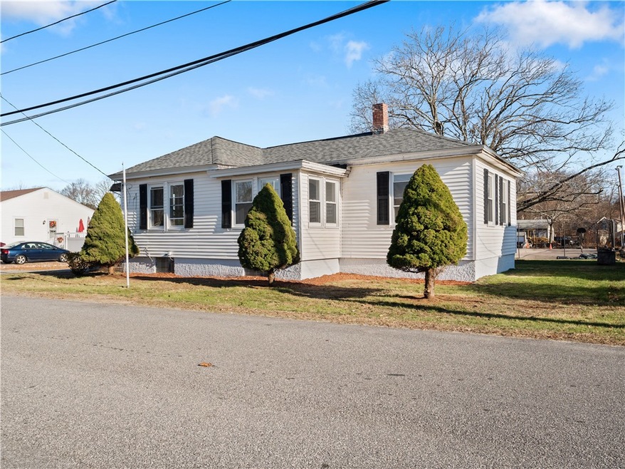 8 Dix Ave, Johnston, RI 02919 - photo 1