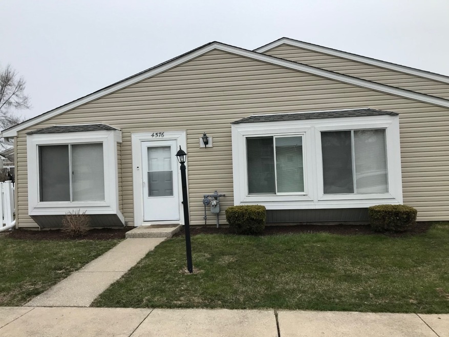 4576 Provincetown Dr, Country Club Hills, IL 60478 - photo 1