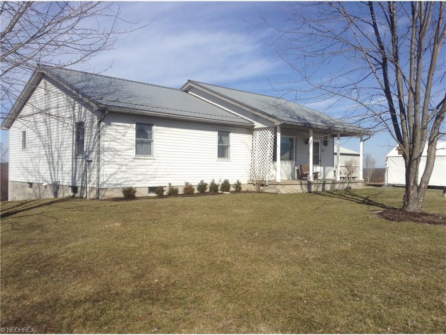 Front view of house as you would see it from Willa