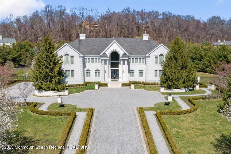 01-16 Four Columns Drive, Morganville, N