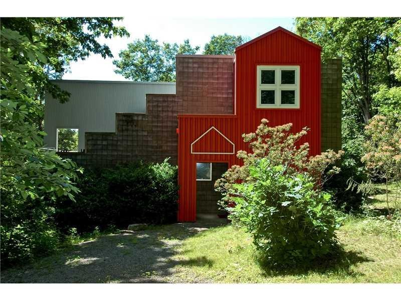 Exterior Front.