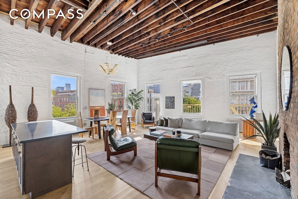 For Sale $4,000,000 • Co-Listing Agent