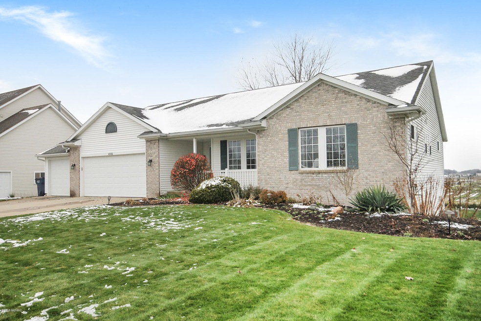 4332 Pheasant Run Dr, Dorr, MI 49323 - photo 1