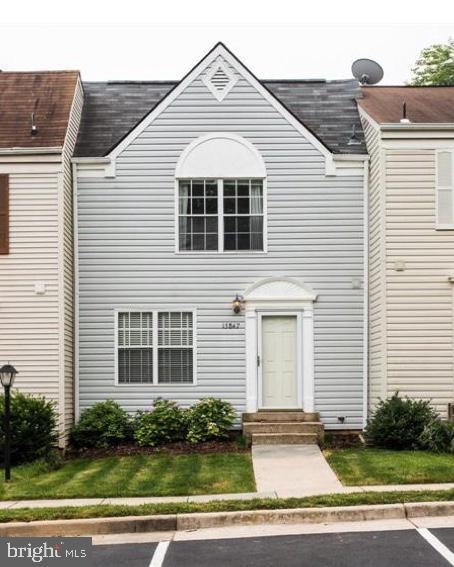 13847 Fount Beattie Ct, Centreville, VA 20121 - photo 1