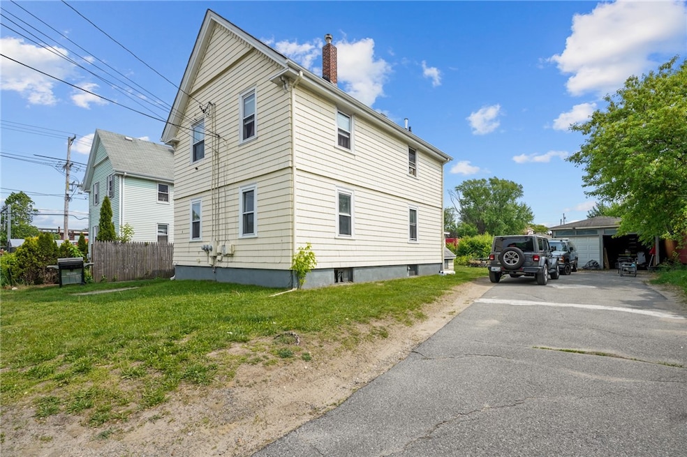 4 Pond St, Cranston, RI 02910 - photo 1