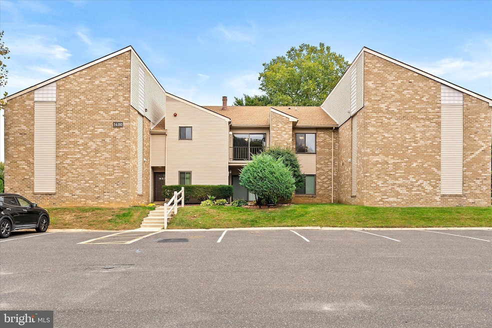 Under Contract $200,000