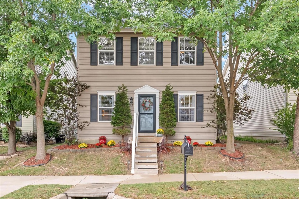 703 Waler Dr, Lake Saint Louis, MO 63367 - photo 1