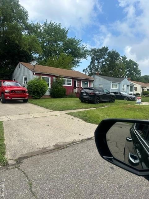 2118 Santa Barbara Dr, Flint, MI 48504 - photo 1