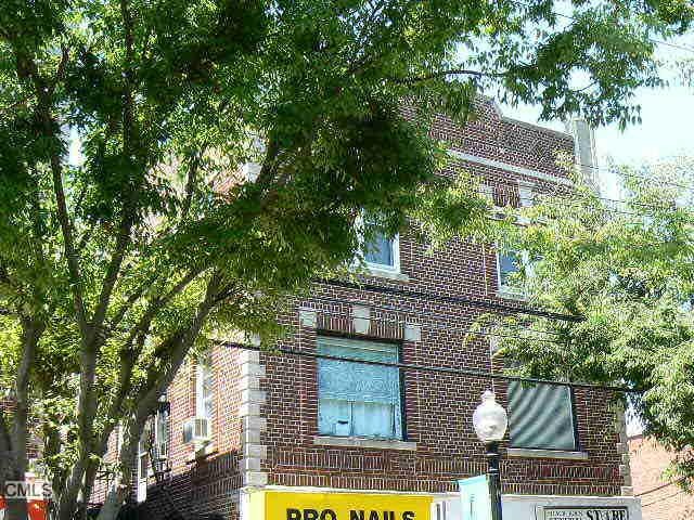 2854 Fairfield Ave unit 12, Bridgeport, CT 06605 - photo 1