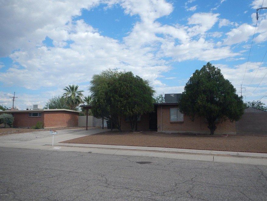 7902 E. Eli Pl. - Hewitt Estate 002