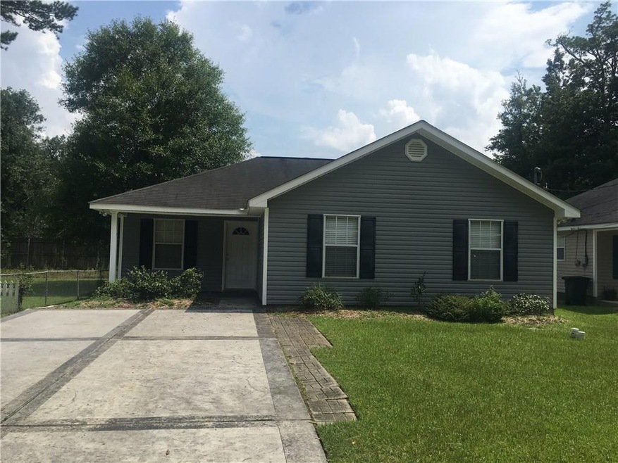 1719 Fairview Dr, Slidell, LA 70460 - photo 1