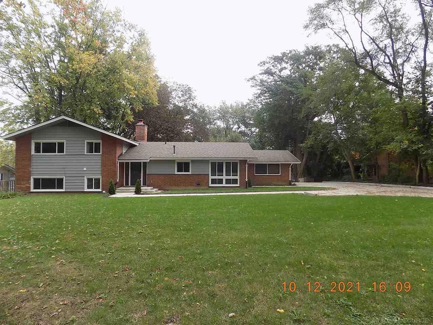 3350 Adams Rd, Troy, MI 48084 - photo 1