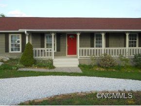 13 Apple Blossom Ln, Hendersonville, NC 28792 - photo 1