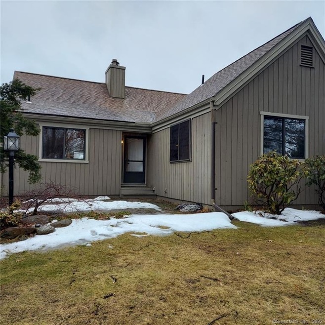 755 Quinnipiac Ln unit B, Stratford, CT 06614 - photo 1