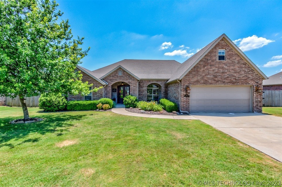 5411 Cooper Ct, Bartlesville, OK 74006 - photo 1