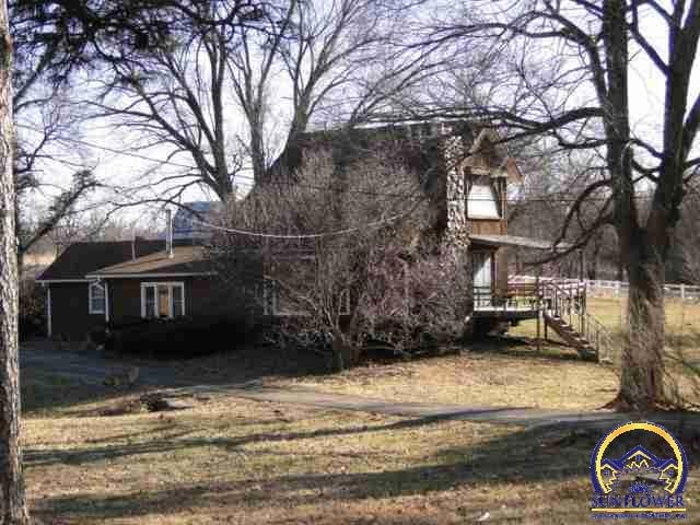347 SE 93rd St, Wakarusa, KS 66546 - photo 1