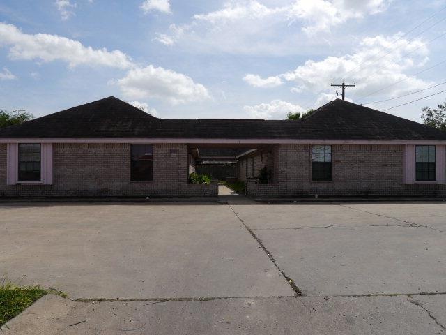 417 Date Palm Ave, Donna, TX 78537 - photo 1