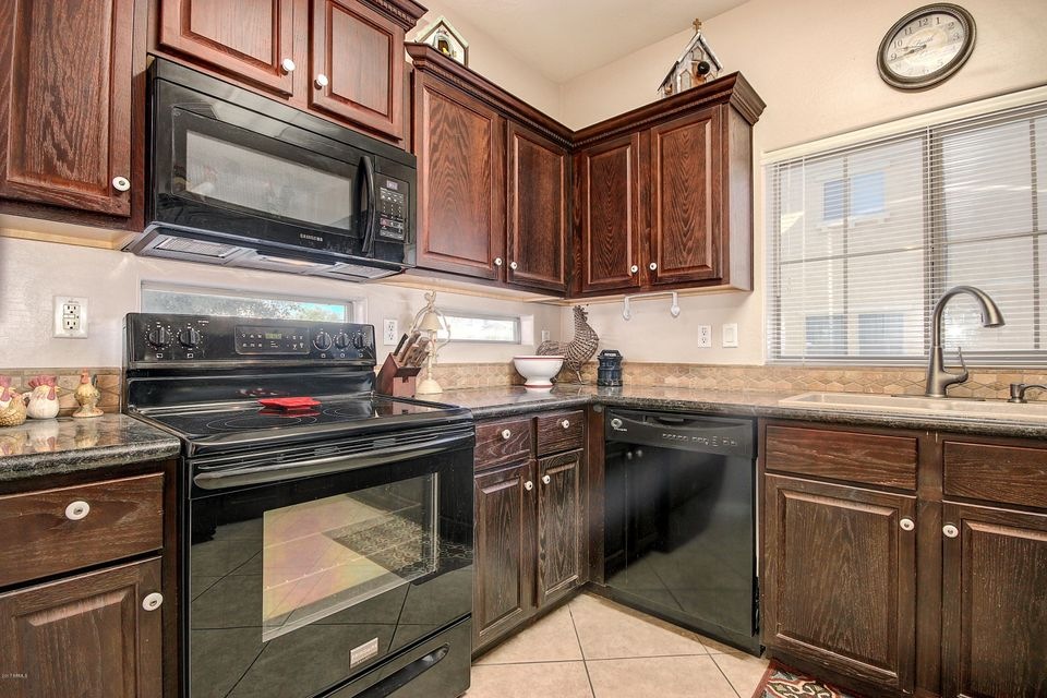 UPGRADED KITCHEN