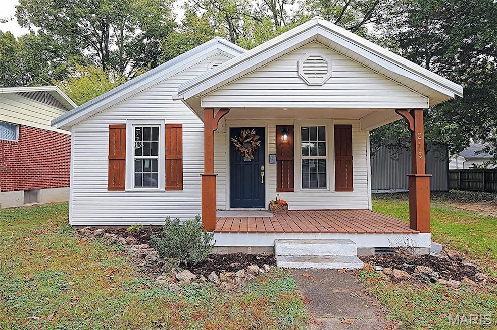 219 Heeb St, Chaffee, MO 63740 - photo 1