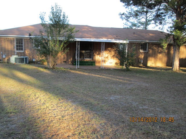335 N Carter Rd, Sylvester, GA 31791 - photo 1