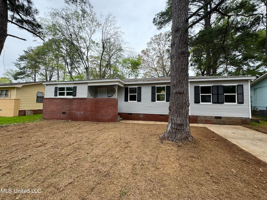 742 Montclair Place, Jackson, MS 39206 - photo 1