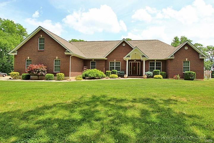 1006 St Francois Hills Dr, Farmington, MO 63640 - photo 1