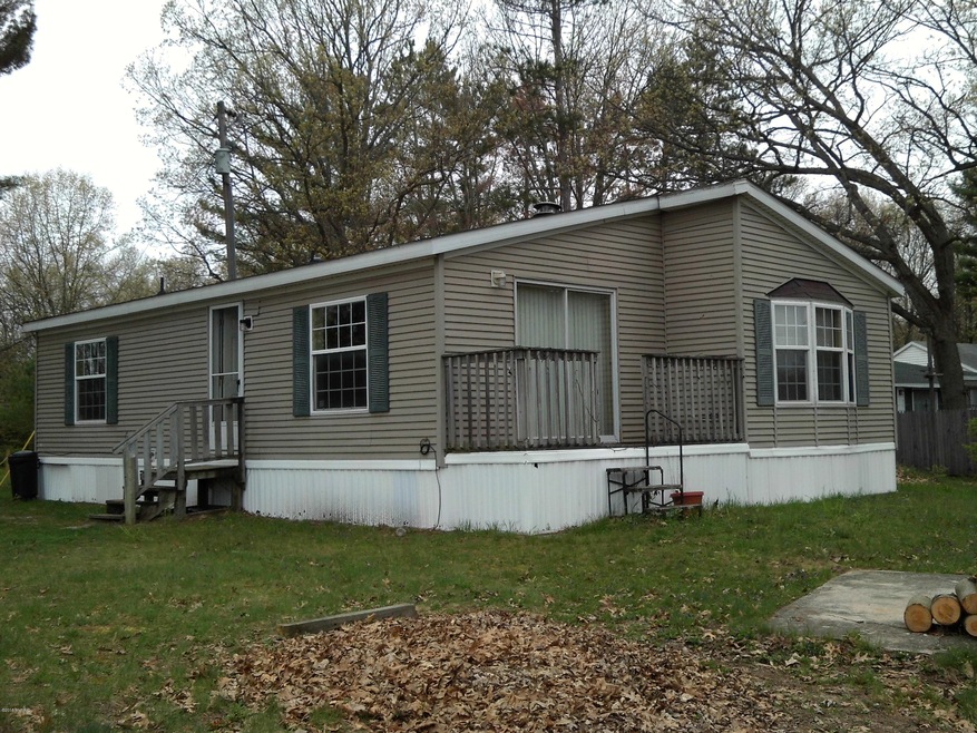 2530 Woodland Lake Dr, Bitely, MI 49309 - photo 1