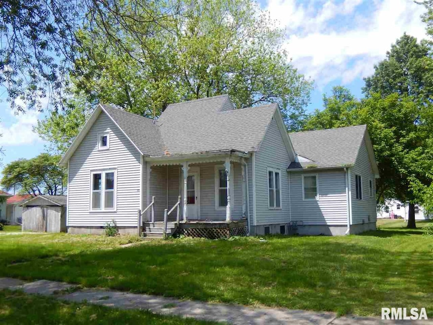 420 W Main St, Good Hope, IL 61438 - photo 1