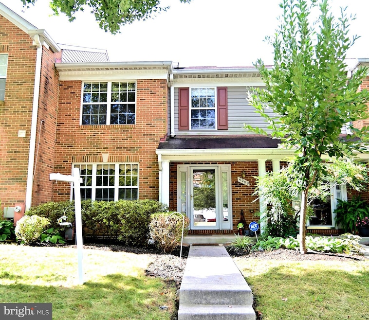 5209 Winding Star Cir, Columbia, MD 21044 - photo 1