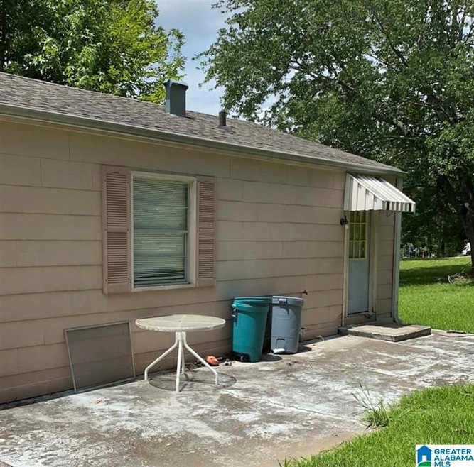 2115 Old Springville Rd, Center Point, AL 35215 - photo 1