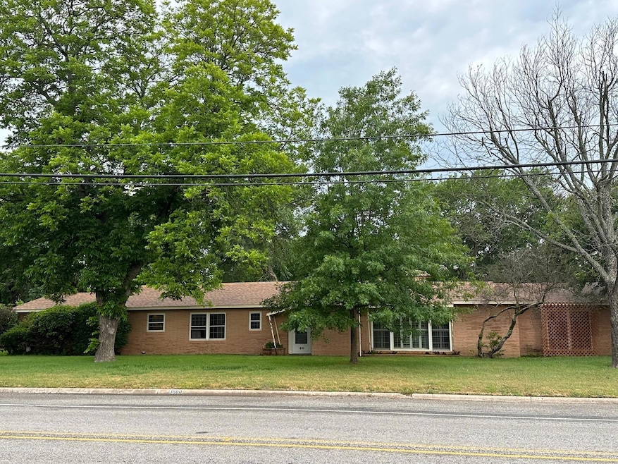 1600 S College Ave, Decatur, TX 76234 - photo 1