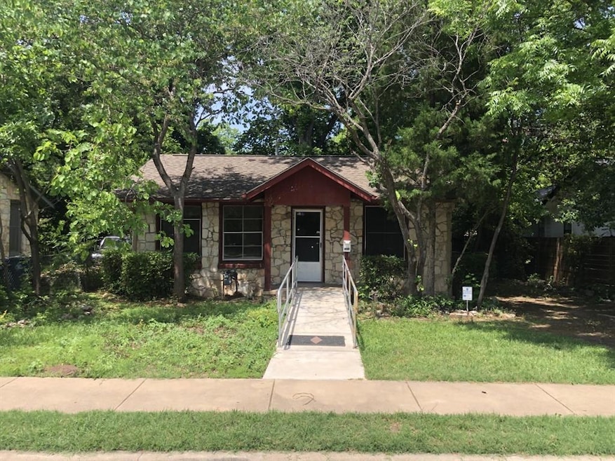 Welcome home!  Front entry with wheelchair ramp.