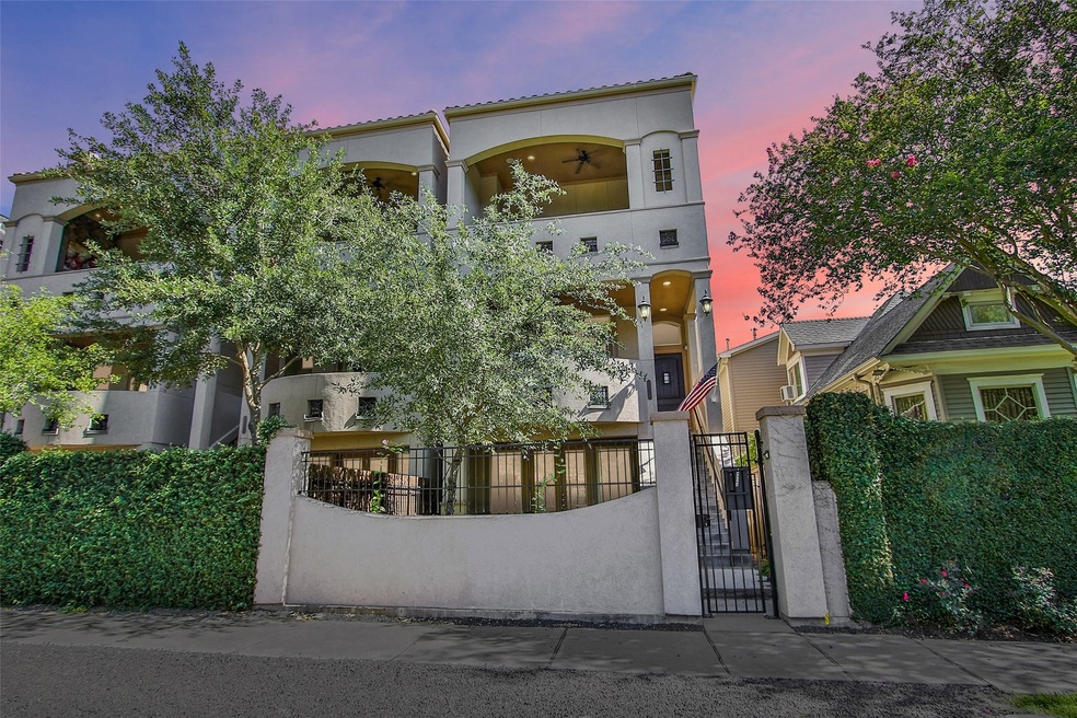 Welcome Home to 4406 A Blossom St.  Street Parking