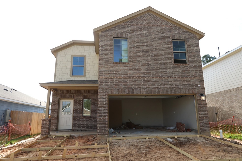 322 Linedale Ave, Magnolia, TX 77354 - photo 1