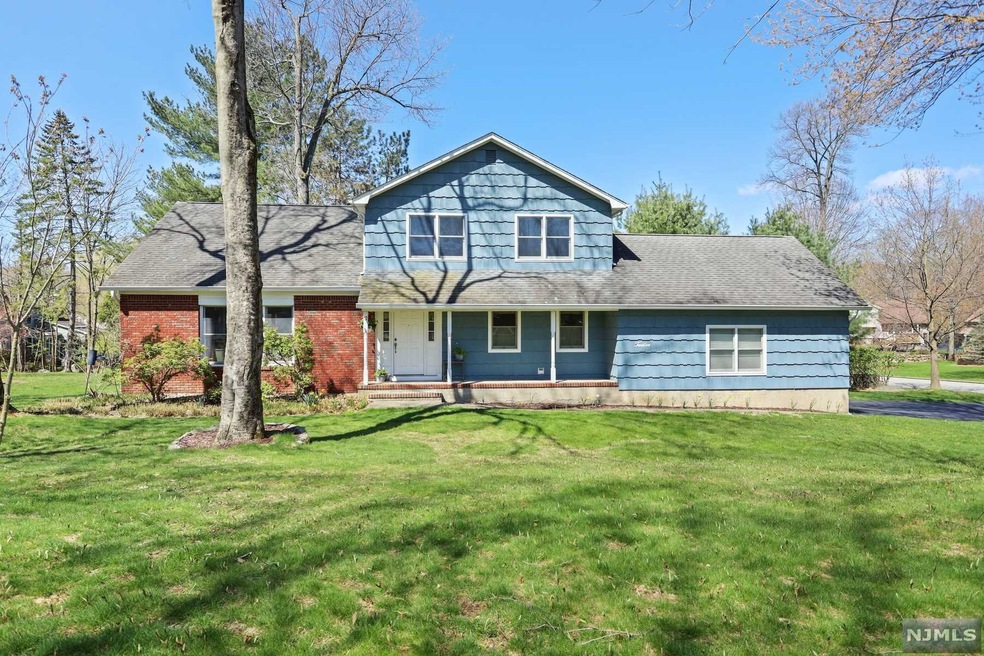 12 May Ct, Ramsey, NJ 07446 - photo 1