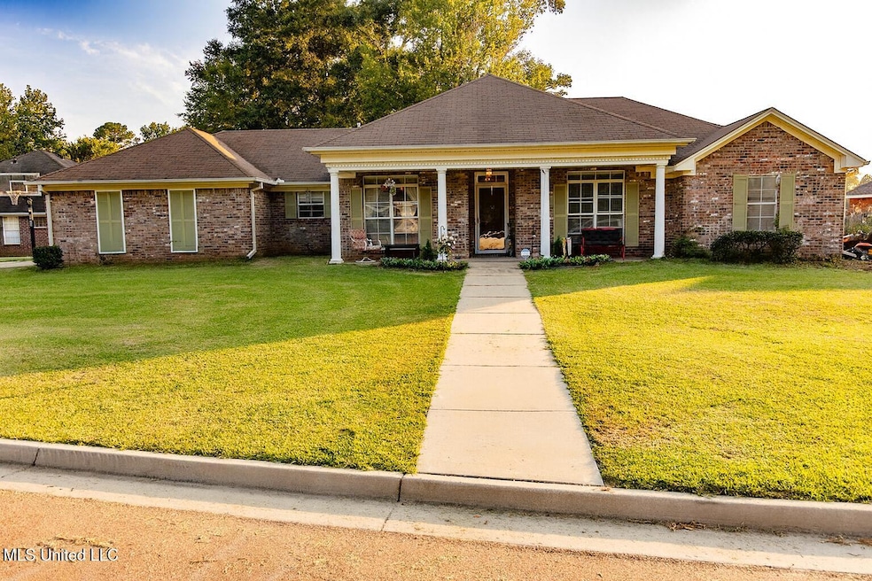 311 Longleaf Dr, Flowood, MS 39232 - photo 1