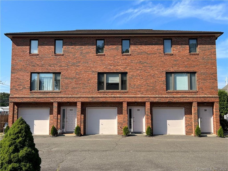 28 Pleszko Place, Fairfield, CT 06824 - photo 1