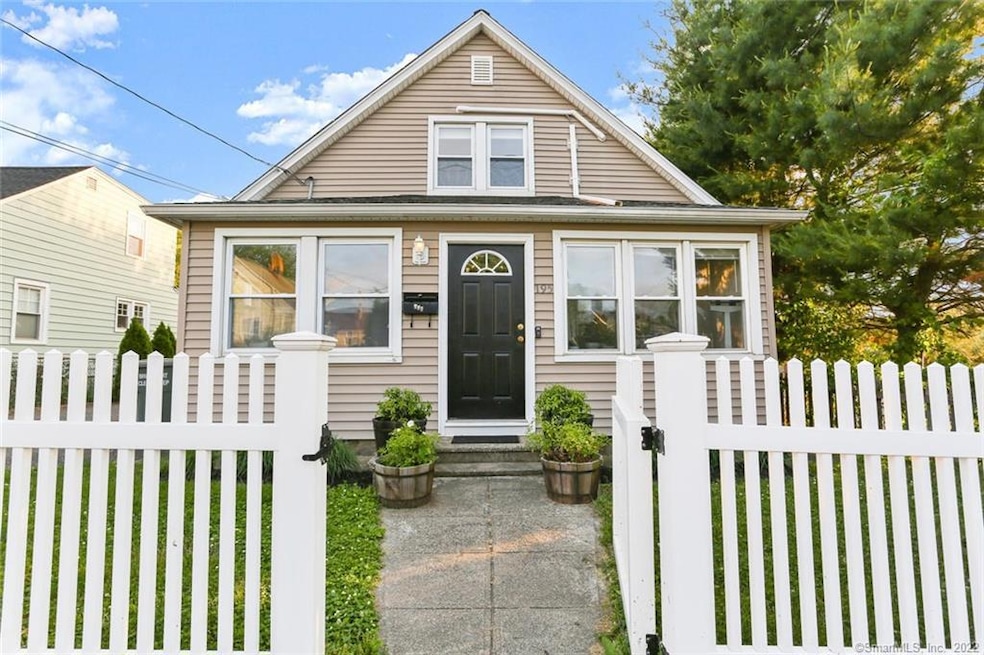 195 Princeton St, Bridgeport, CT 06605 - photo 1