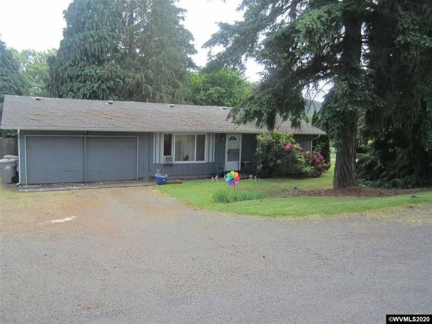 906 College St, Philomath, OR 97370 - photo 1